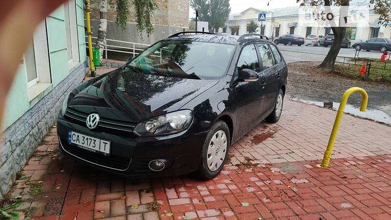 Volkswagen Golf VI