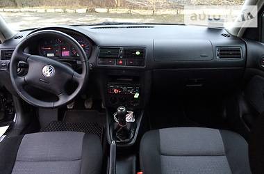 Хэтчбек Volkswagen Golf 2002 в Львове