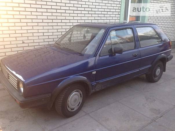 Хэтчбек Volkswagen Golf 1987 в Луцке