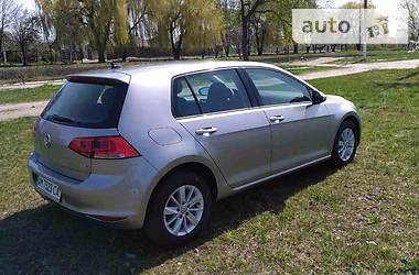 Універсал Volkswagen Golf 2015 в Житомирі