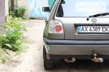 Хэтчбек Volkswagen Golf 1993 в Харькове