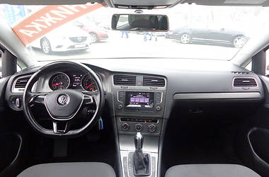 Хэтчбек Volkswagen Golf 2013 в Киеве