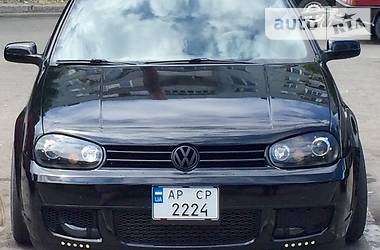 Хетчбек Volkswagen Golf 2000 в Запоріжжі
