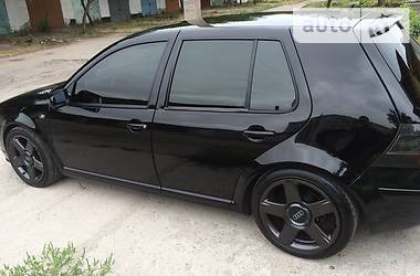 Хетчбек Volkswagen Golf 2000 в Запоріжжі