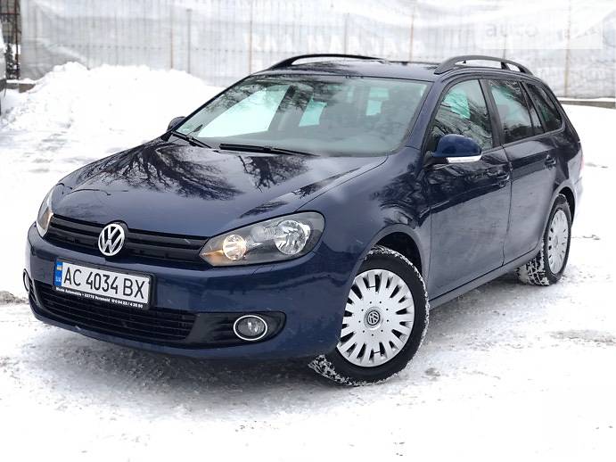 Универсал Volkswagen Golf 2010 в Киеве