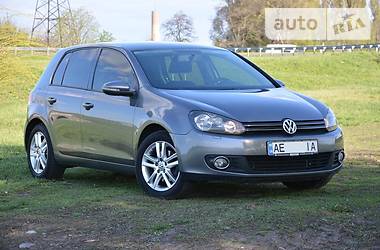 Хетчбек Volkswagen Golf 2012 в Дніпрі