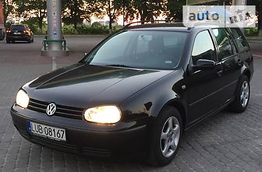 Универсал Volkswagen Golf 2001 в Владимир-Волынском