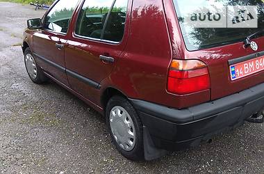 Хэтчбек Volkswagen Golf 1994 в Стрые