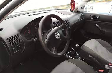 Хетчбек Volkswagen Golf 2003 в Івано-Франківську