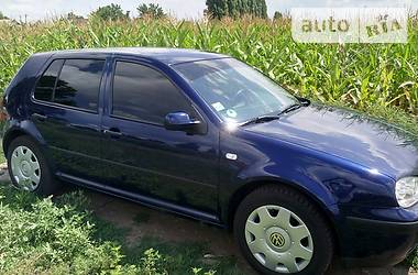 Хетчбек Volkswagen Golf 2001 в Дніпрі