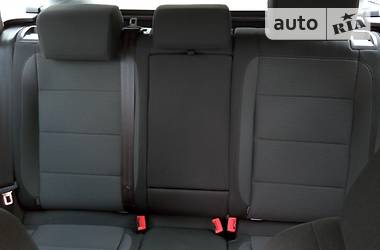 Універсал Volkswagen Golf 2011 в 
