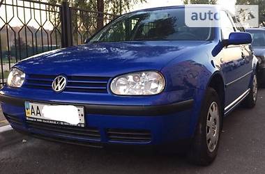 Хэтчбек Volkswagen Golf 2001 в Киеве