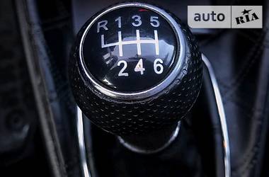 Хэтчбек Volkswagen Golf 2003 в 