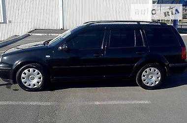 Универсал Volkswagen Golf 2001 в Мариуполе