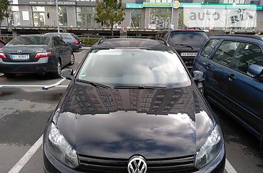 Универсал Volkswagen Golf 2011 в Киеве