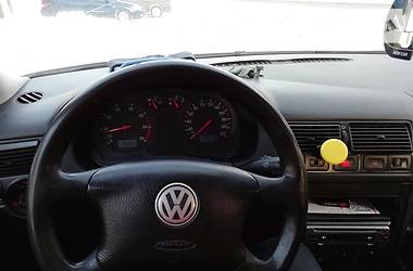 Хэтчбек Volkswagen Golf 2003 в Белой Церкви