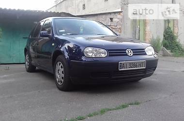 Хэтчбек Volkswagen Golf 1999 в Киеве