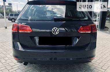 Універсал Volkswagen Golf 2015 в Харкові