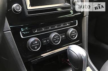 Універсал Volkswagen Golf 2014 в 