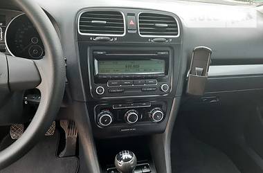 Универсал Volkswagen Golf 2010 в Дубно