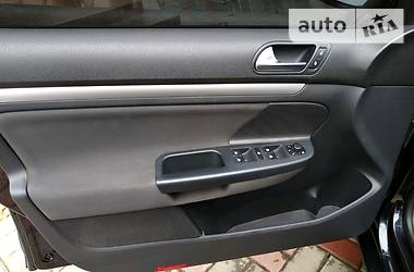 Універсал Volkswagen Golf 2011 в 