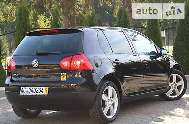 Хэтчбек Volkswagen Golf 2008 в Трускавце