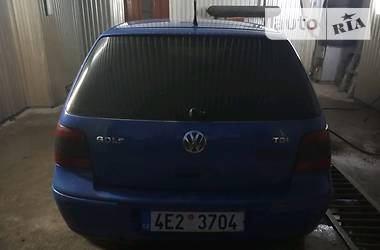 Хэтчбек Volkswagen Golf 2002 в Сторожинце