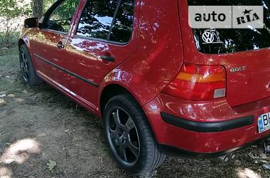 Хетчбек Volkswagen Golf 2002 в Балті