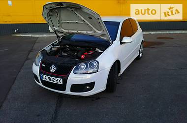 Хэтчбек Volkswagen Golf 2007 в Кропивницком