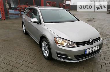 Универсал Volkswagen Golf 2015 в Бучаче