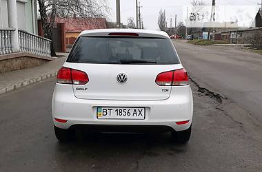 Хэтчбек Volkswagen Golf 2012 в Каховке