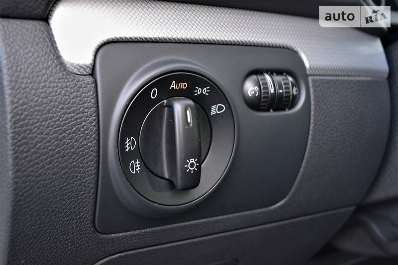 Універсал Volkswagen Golf 2013 в Харкові