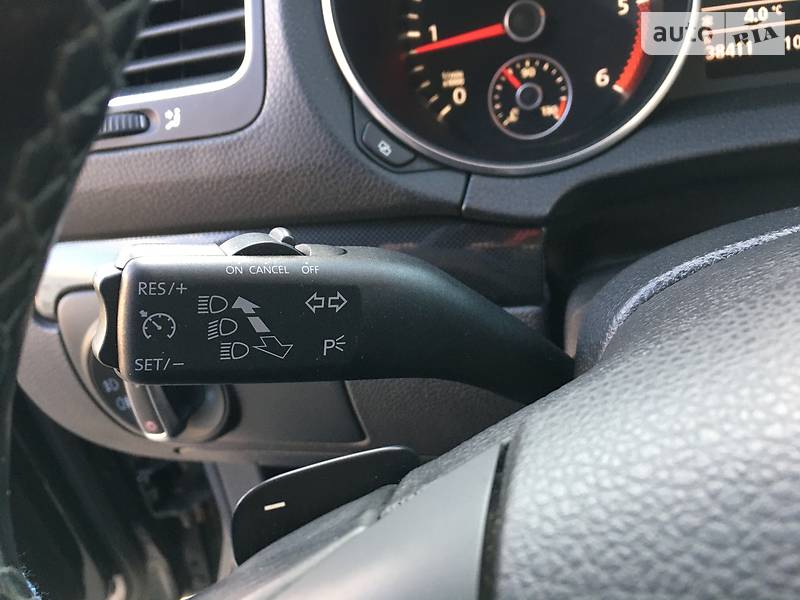 Універсал Volkswagen Golf 2009 в Тернополі