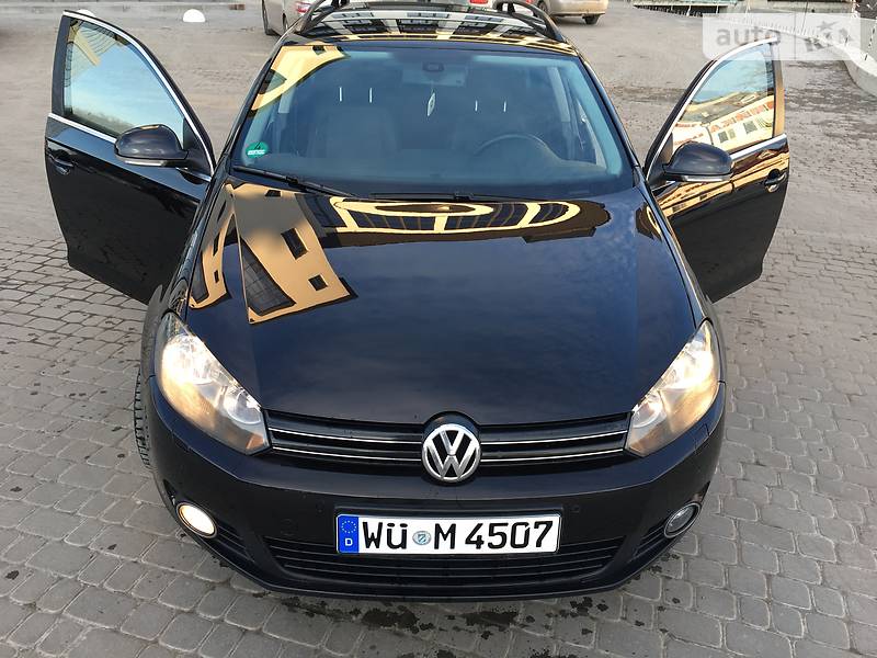 Універсал Volkswagen Golf 2009 в Тернополі