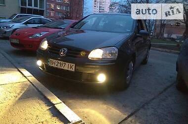 Хэтчбек Volkswagen Golf 2008 в Черноморске