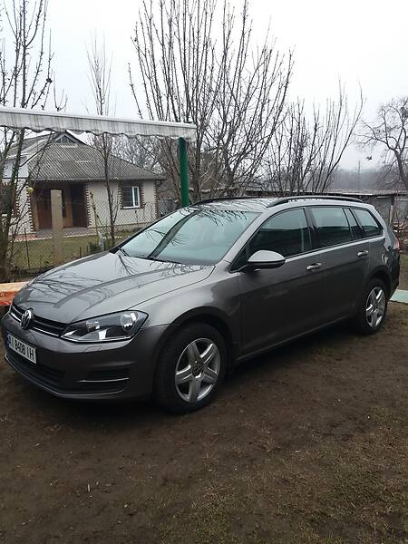 Універсал Volkswagen Golf 2014 в Києві