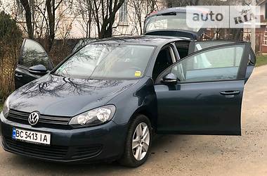 Хетчбек Volkswagen Golf 2009 в 