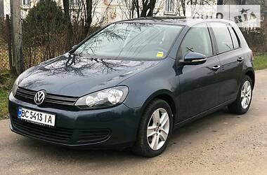 Хетчбек Volkswagen Golf 2009 в 