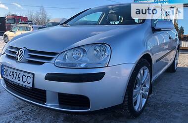 Хэтчбек Volkswagen Golf 2004 в Тернополе