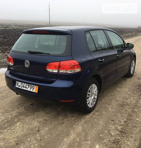 Хетчбек Volkswagen Golf 2010 в Тернополі