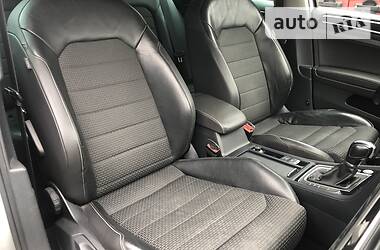 Хетчбек Volkswagen Golf 2013 в 