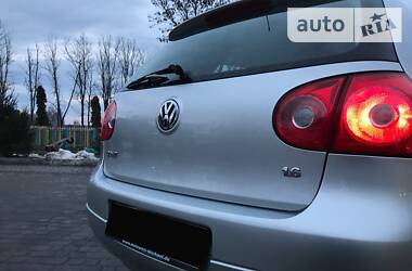 Хэтчбек Volkswagen Golf 2009 в Виннице