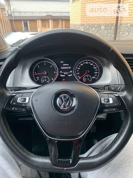 Універсал Volkswagen Golf 2014 в Золочеві
