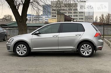 Хетчбек Volkswagen Golf 2014 в Києві