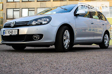 Універсал Volkswagen Golf 2012 в 