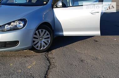 Універсал Volkswagen Golf 2010 в 