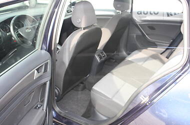 Універсал Volkswagen Golf 2015 в 