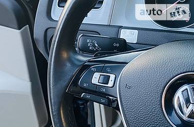 Універсал Volkswagen Golf 2015 в 