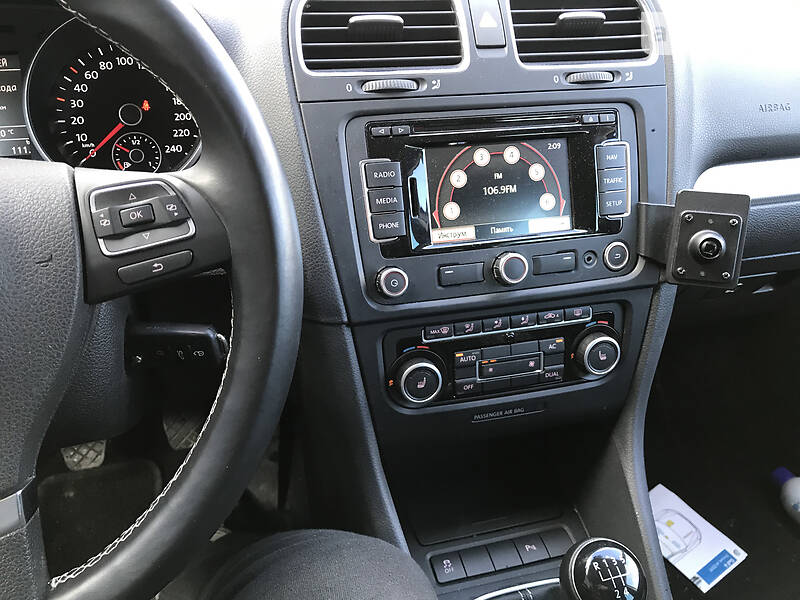 Універсал Volkswagen Golf 2012 в Луцьку