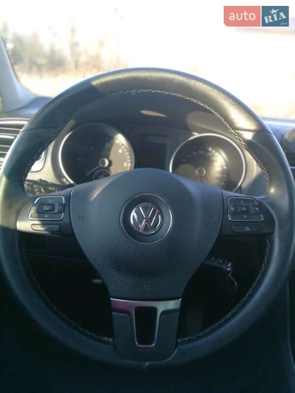 Универсал Volkswagen Golf 2013 в Стрые